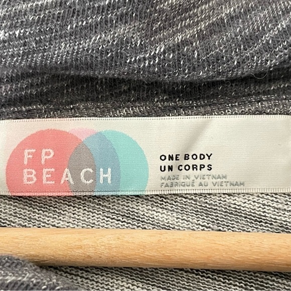 Free People Beach Cocoon Cowl Long Sleeve Slouchy Pullover Top Grey One Body - Picture 11 of 15